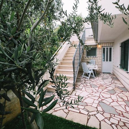 Villa Brigita Omiš Eksteriør bilde