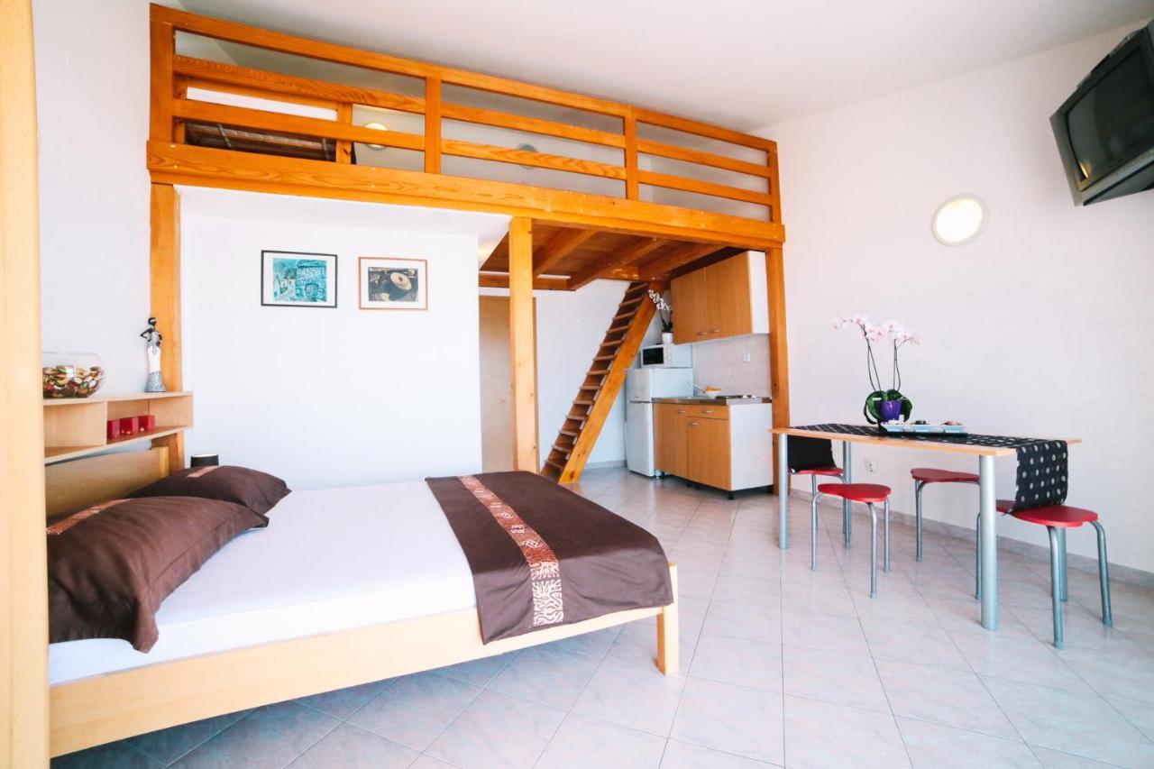 Villa Brigita Omiš Eksteriør bilde